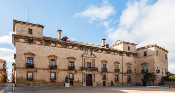 Imagen del palacio de los Hurtado de Mendoza en Almazán, Soria