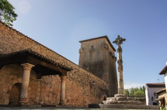 Imagen del Torreón de Fernán González, en Covarrubias, Burgos