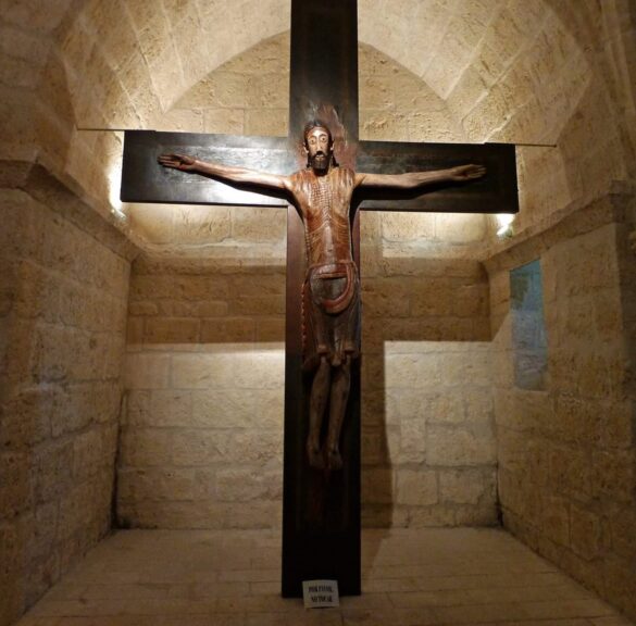 Cristo de los Ojos Grandes del Monasterio de Palacios de Benaver, Burgos