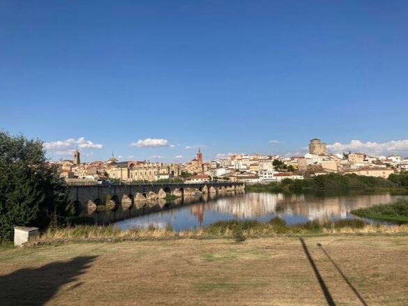 Imagen de Alba de Tormes y su puente