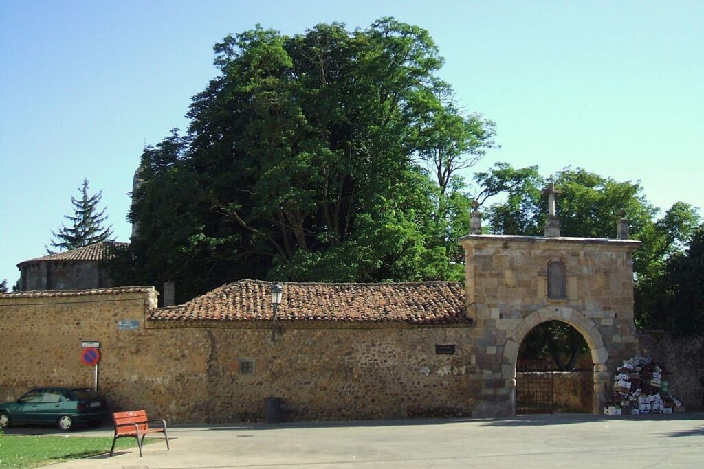 Monasterio de Santa María del Carrizo, en Carrizo de la Ribera, León