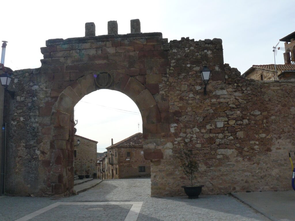 Puerta de la muralla de Retortillo, Soria