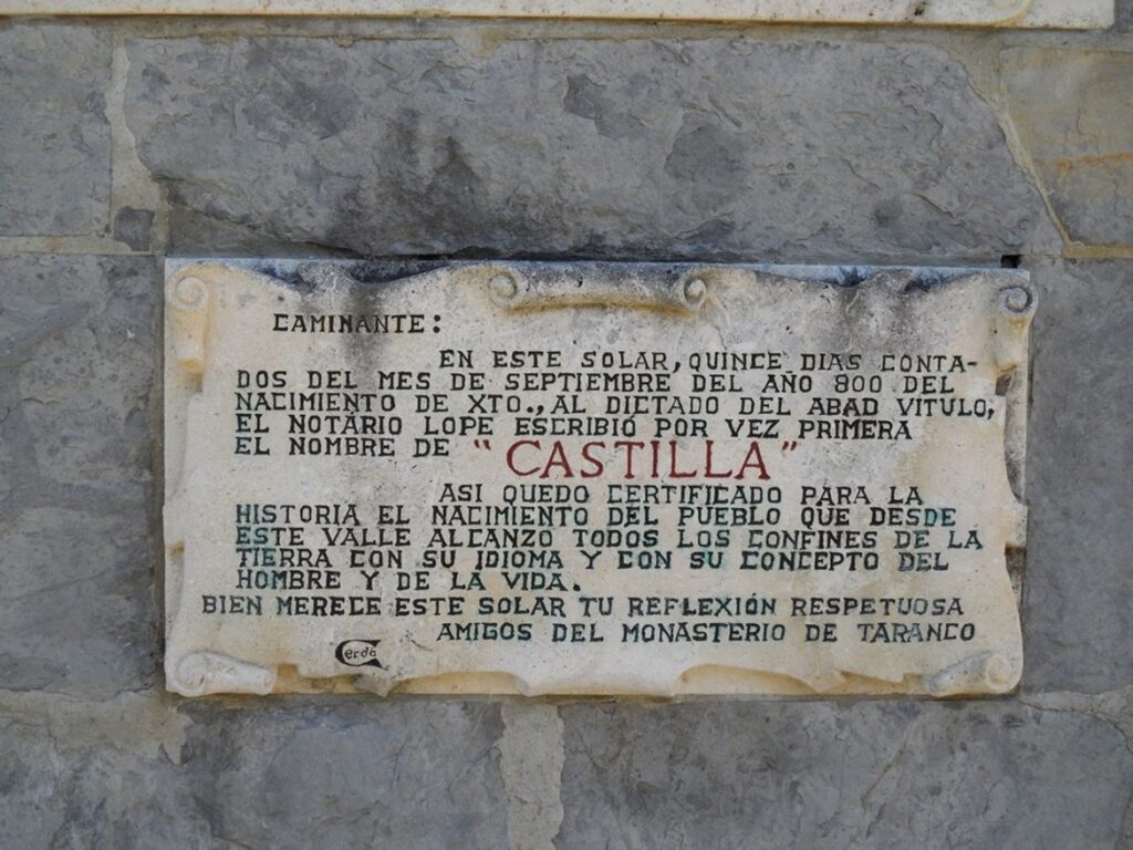 Placa conmemorativa en homenaje a la primera vez que aperece el vocablo «Castilla» por escrito