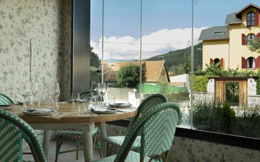 El restaurante de La Viña Hotel Rural boutique es el complemento perfecto para un fin de semana romántico