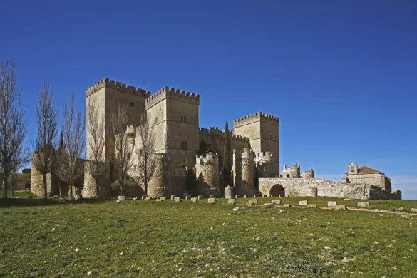 Castillo de Ampudia (Palencia), una joya medieval de Tierra de Campos