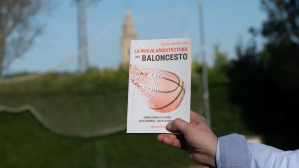 La nueva arquitectura del baloncesto, el libro de Óscar Garrido Leto