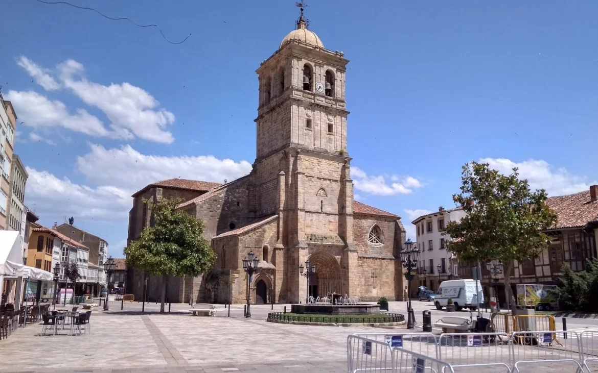 Colegiata de San Miguel en Aguilar de Campoo (Palencia)