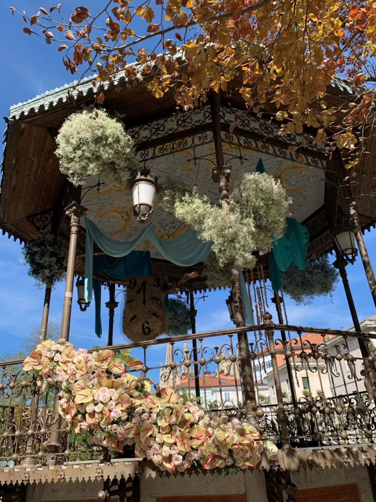 Templete en la Fiesta de las Flores en Burgos