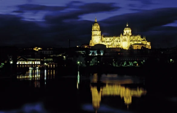 ¿Sabías que la catedral más alta de España está en Salamanca?